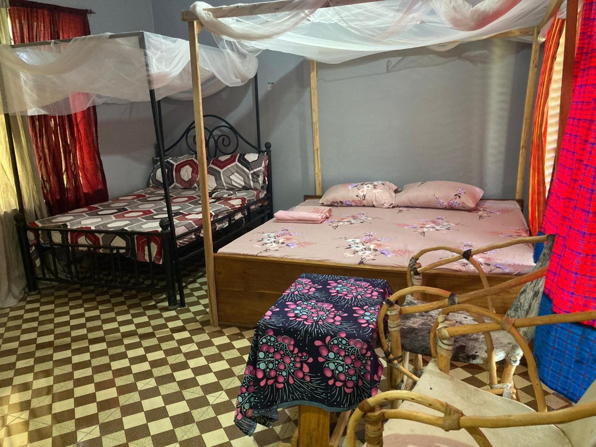 Lake Natron Maasai Guesthouse Mtowabaga Екстериор снимка